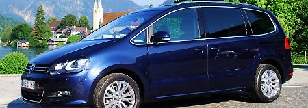 Endlich neu aufgelegt: Mit dem Sharan hat sich VW reichlich Zeit gelassen. Dafür ist er auch in nahezu allen Details durchdacht.