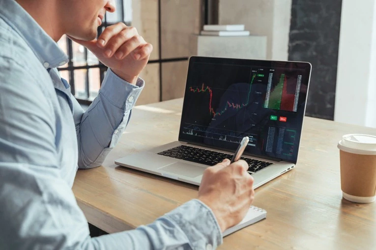 Forex oder Krypto handeln