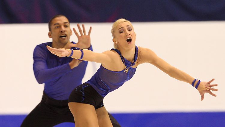 Aliona Savchenko and Robin Szolkowy beim Kurzprogramm.