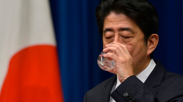 Shinzo Abes Regierung macht Druck auf die Notenbank, mit gelpolitischen Mitteln die Wirtschaft wieder in Schwung zu bringen. Die BoJ reagiert.
