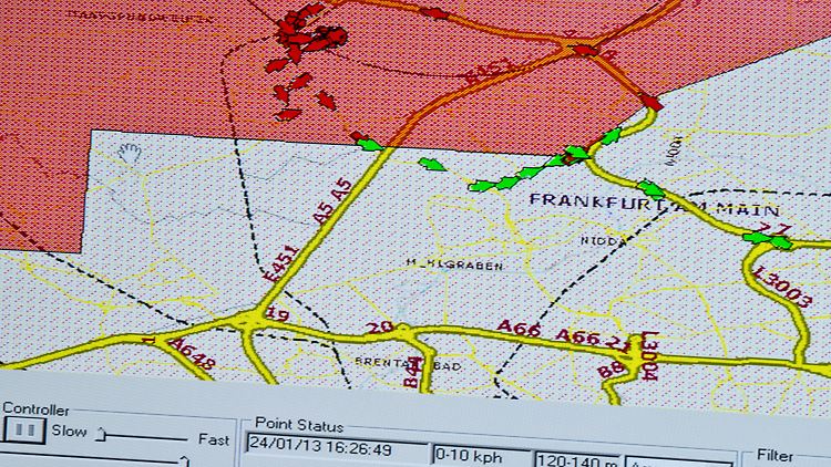 Die Fußfesseln senden Positionsdaten auf GPS oder Mobilfunkbasis.