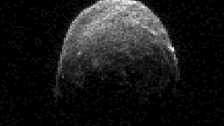 Der letzte Asteroid, der an der Erde vorbeiraste, maß 400 Meter.
