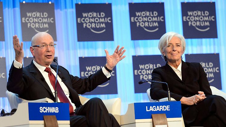 Fragile Signale der Hoffnung: Christine Lagarde, hier auf dem WEF-Podium mit Initiator und Gastgeber Klaus Schwab (l.).