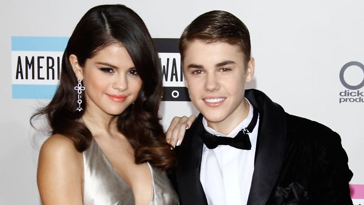 Sie waren so ein süßes Paar: Selena Gomez und Justin Bieber im November 2011.