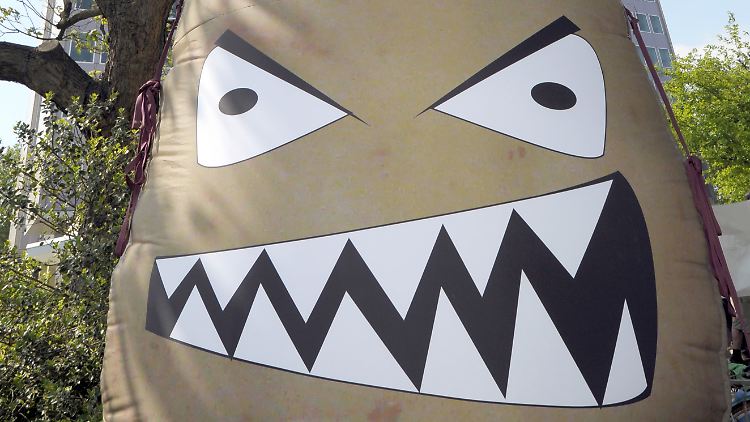 Immer wieder sah sich BASF mit Protesten gegen Gen-Kartoffeln konfrontiert. Jetzt zieht der Konzern die Konsequenz.