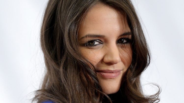 Katie Holmes versucht ihr Glück jetzt bei der ICM.