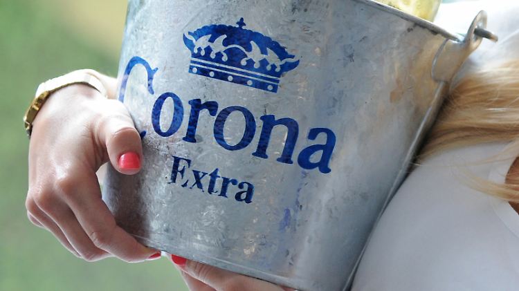Für 20 Mrd. Dollar will AB Inbev Grupo Modelo und deren Biermarke Corona schlucken.
