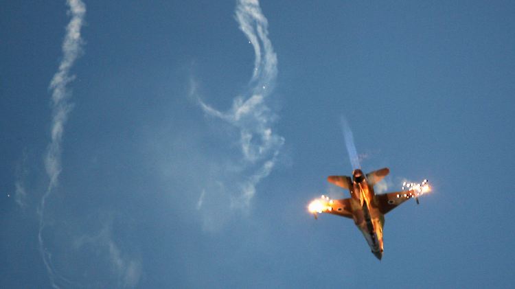 Aus Israel wird offiziell nicht bekannt, was das Ziel des Angriffs war.