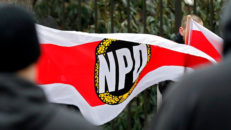 In einem besteht Konsens: Die NPD ist verabscheuungswürdig und verfassungsfeindlich.