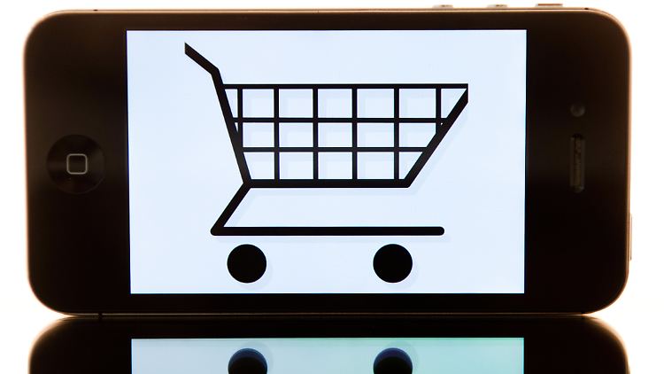 Beim Online-Einkauf geht es nicht ohne Adresse und Bankverbindung oder Kreditkartennummer.