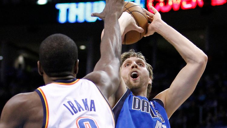Nowitzki enttäuschte gegen Oklahoma mit nur zehn Punkten.