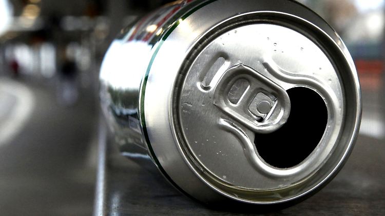 Alkoholvergiftungen bei jugendlichen nehmen zu.