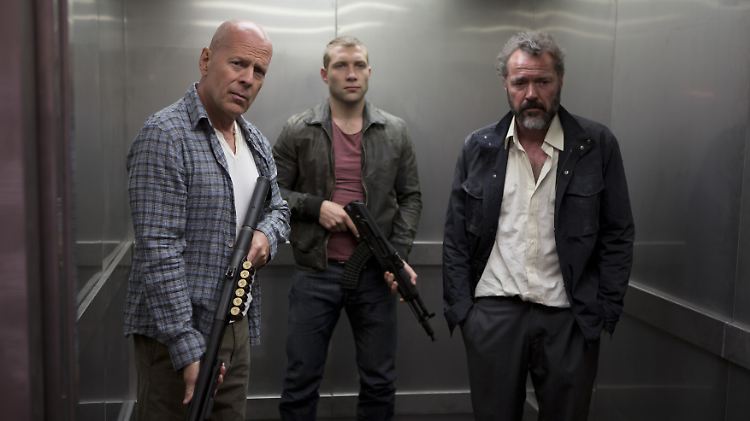 Bruce Willis (l.) in "Stirb Langsam - Ein guter Tag zum Sterben".