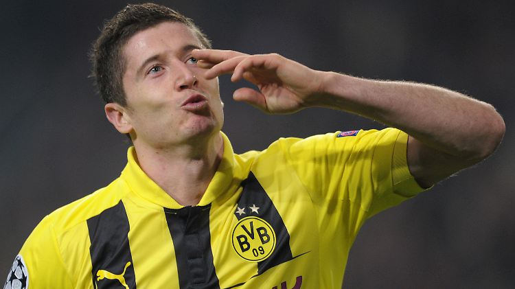 Klassestürmer: Robert Lewandowski wird längst auch außerhalb Dortmunds für seine Fußballkünste geschätzt.