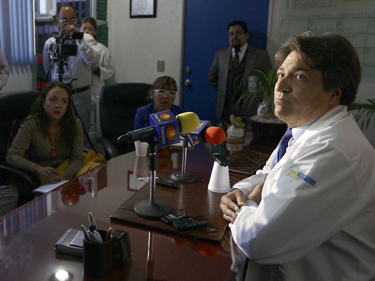 Raymundo Serrano, Gynäkologe am Krankenhaus Occidente in Guadalajara.
