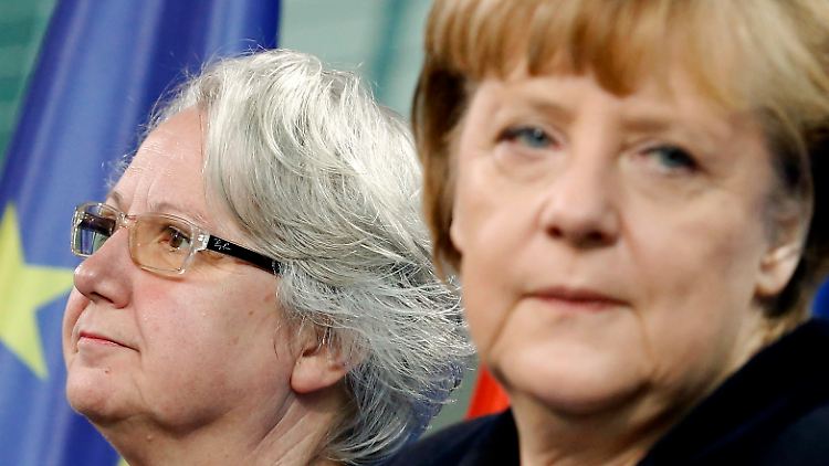 Besonders CDU-Anhänger sind der Meinung, dass die Affäre um die Doktorarbeit der Bildungsministerin Schavan, Partei und Kanzlerin geschadet hat.
