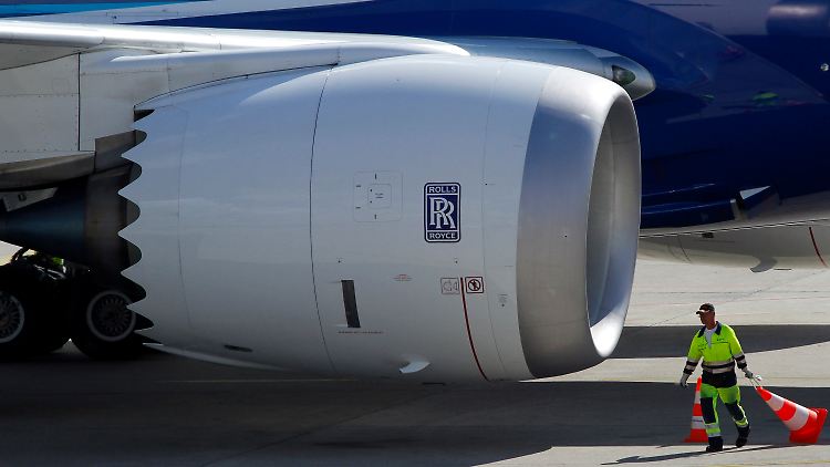 Am 7. Januar 2013 löste eine defekte Batterie einen Brand an Bord eines Dreamliners aus. Ein paar Tage später gab es Startverbot für das Modell.