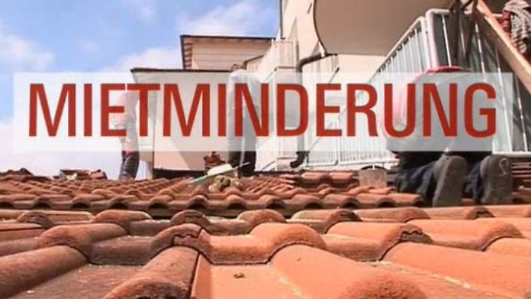 Grundsätzlich muss der Mieter den Vermieter immer über einen Mangel informieren, um ihm die Möglichkeit zu geben, den Fehler zu beheben.
