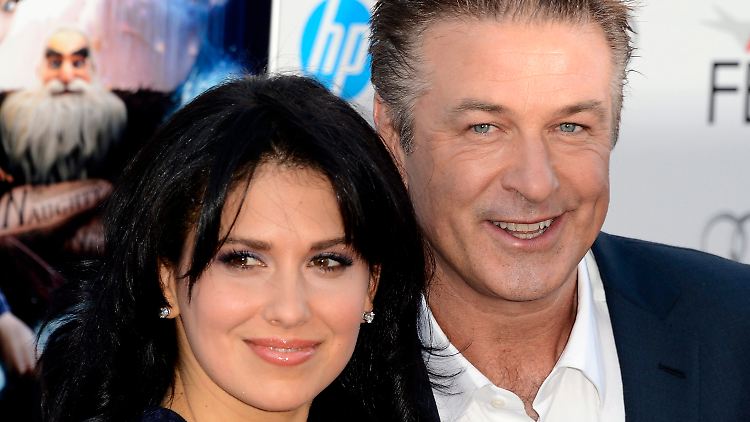 Alec Baldwin und seine Ehefrau Hilaria erwarten dieses Sommers ein Baby.