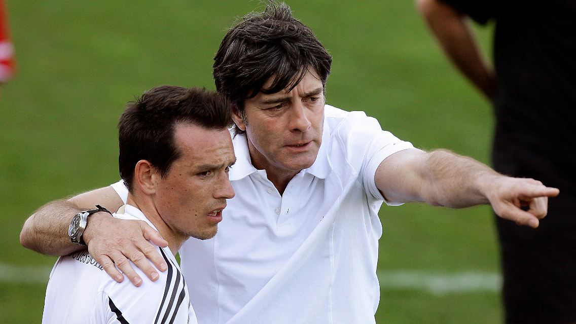 Bundestrainer Joachim Löw hat sich für Piotr Trochowski als Müller-Ersatz entschieden.