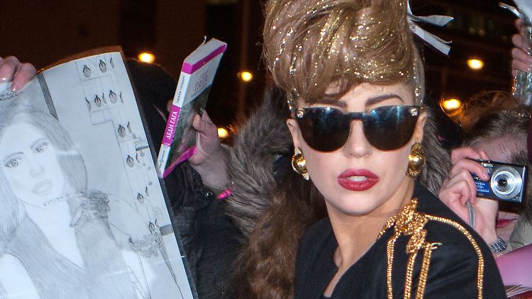 Lady Gaga schafft es einfach nicht mehr.