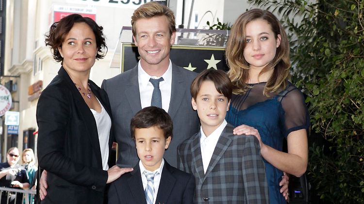 Die Familie war dabei: Simon Baker mit seiner Frau Rebecca Rigg und ihren Kindern Stella, Harry und Claude Baker.