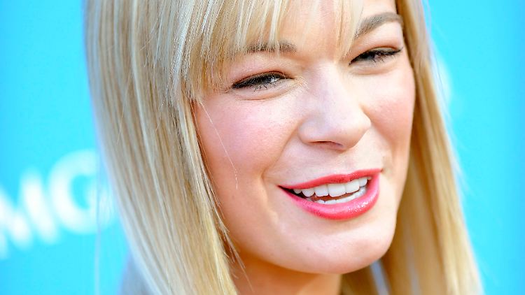 Zähne nicht so perfekt wie sie das gern hätte: Sängerin LeAnn Rimes
