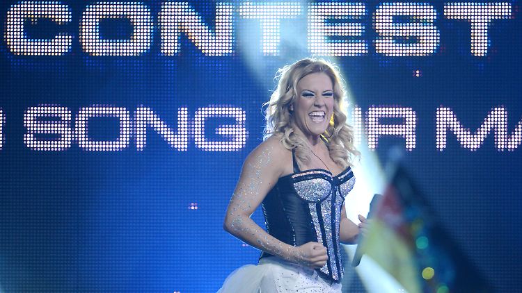 Cascada-Sängerin Natalie Horler freut sich über den Sieg.