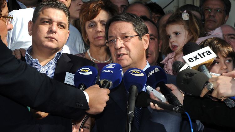 Nikos Anastasiades muss eine Ehrenrunde drehen.