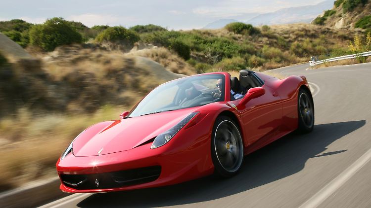 Der italienische Luxushersteller, hier mit dem Modell 458 Spider, feiert ein Rekordjahr in seiner 66-jährigen Geschichte.