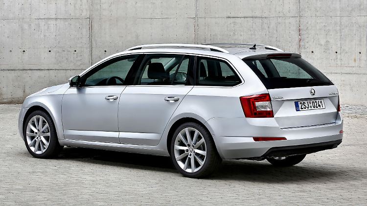 Mit 610 Liter Kofferraumvolumen gehört der Skoda Octavia Combi erneut zu den größten Kombis in der Mittelklasse.