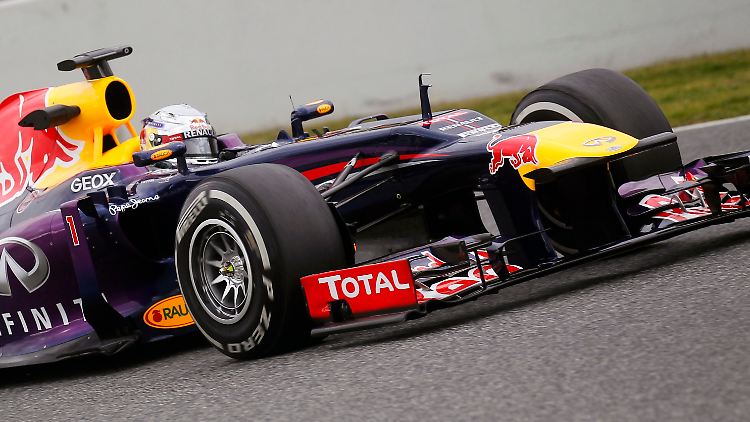 Schnell, aber nicht der Schnellste: Weltmeister Sebastian Vettel in seinem neuen Red Bull.