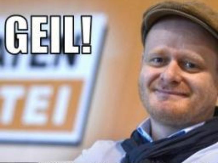 "@GroeVaZ"-Profilbild: "Wenn man das mit Verstand liest, kann man nicht auf die Idee kommen, ich wäre wirklich der Parteivorsitzende."