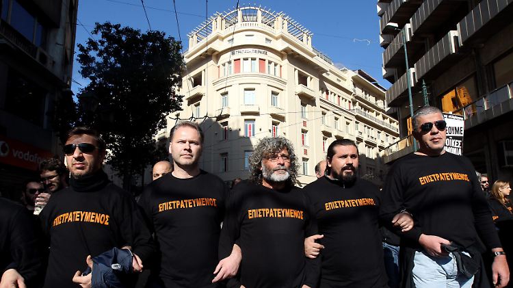 Immer wieder kommt es zu Protesten gegen die Sparmaßnahmen in Griechenland. (Archivbild)