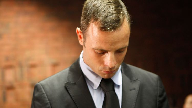Oscar Pistorius sieht sich vor Gericht schweren Vorwürfen gegenüber.