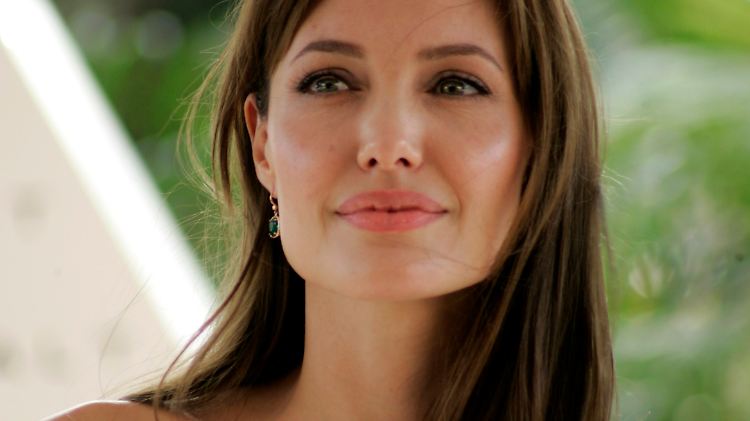 Angelina ist bald wieder im Kino zu sehen! Mit "Salt". 