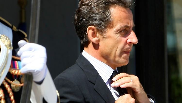 Kopf aus der Schlinge? Für Sarkozy kommt die plötzliche Aussage sehr gelegen.
