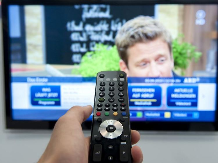 Wer einfach nur fernsehen will, sollte den Warentestern zufolge nicht mehr als 90 Euro für den Satellitenreceiver ausgeben.
