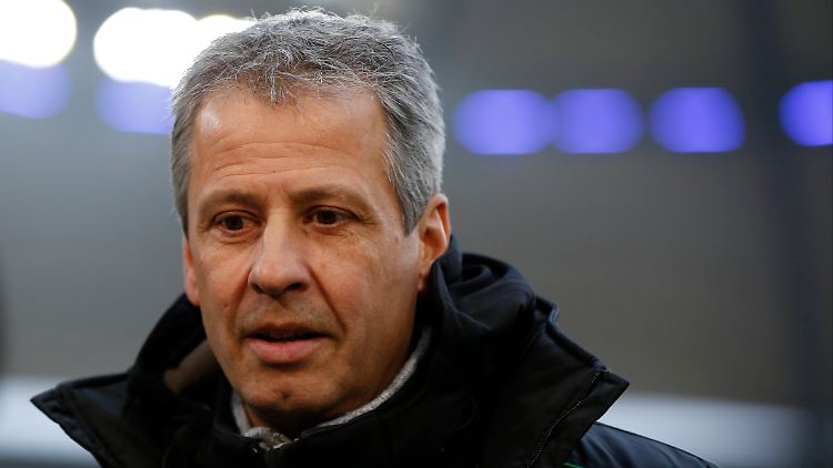 Super-Hirnli mit Super-Bayern-Bilanz: Gladbachs Coach Lucien Favre weiß, wie man die Münchner entnervt.