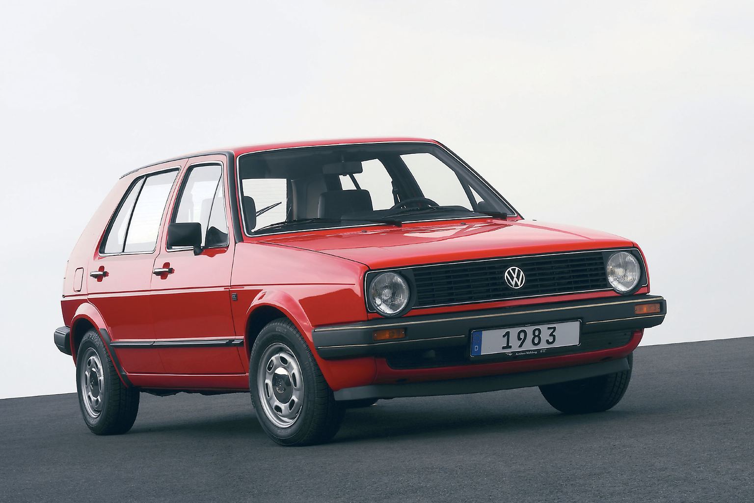 Autos werden mit 30 Jahren schon als Oldtimer bezeichnet, auch wenn sie noch recht frisch daherkommen. 2013 erreichen wieder einige Modelle diesen Status, der das Tragen eines H-Kennzeichens erlaubt. In diesem Jahr  hat es auch der Wolfsburger Klassiker der zweiten Generation geschafft.