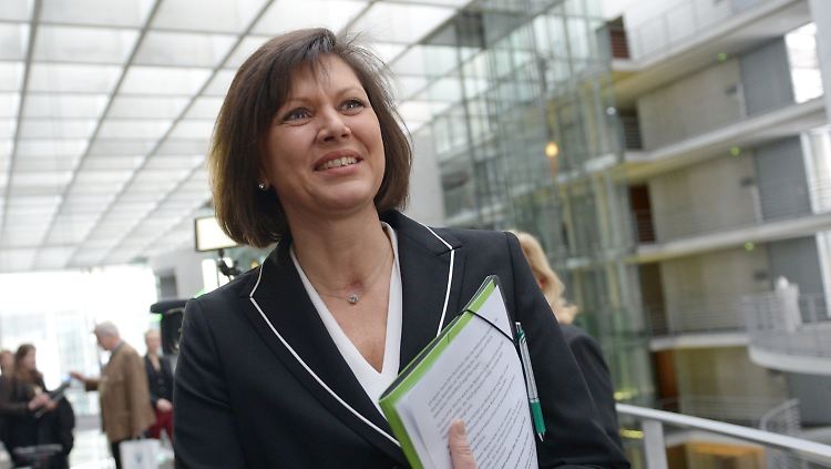 Ministerin Aigner sichert zügige Konsequenzen in dem Skandal zu.