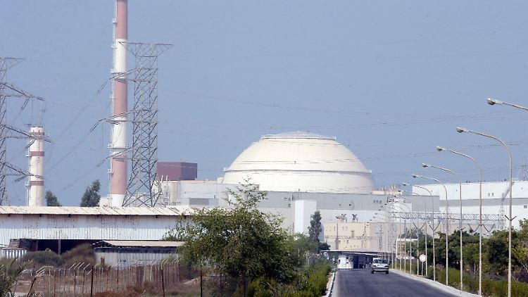 Das Kernkraftwerk Buschehr im Süden des Iran, 760 km südlich von Teheran. Es soll die Provinzen Buschehr und Fars mit Elektrizität versorgen.