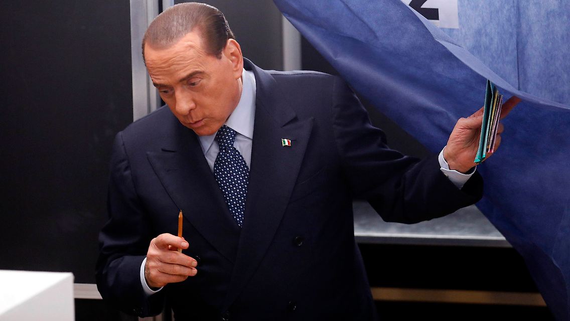 2013-02-24T123415Z_01_SRE113_RTRMDNP_3_ITALY-VOTE.JPG8478790507537268800.jpg