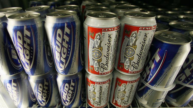 Gestrecktes Budweiser? US-Verbraucher klagen.