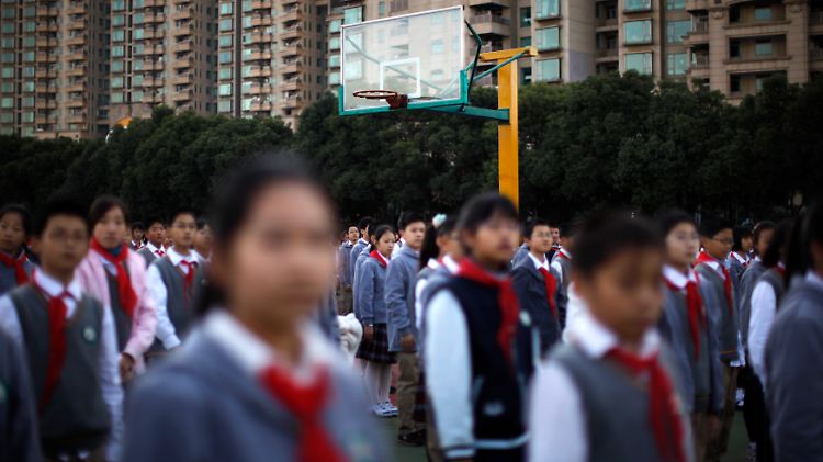 Die meisten Schüler in China müssen ihre Hausaufgaben selbst erledigen.