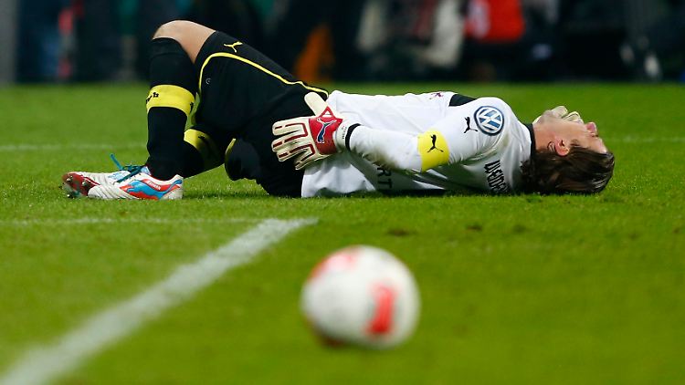Das 0:1 der Dortmunder in München schmerzte nicht nur nur BVB-Keeper Roman Weidenfeller.
