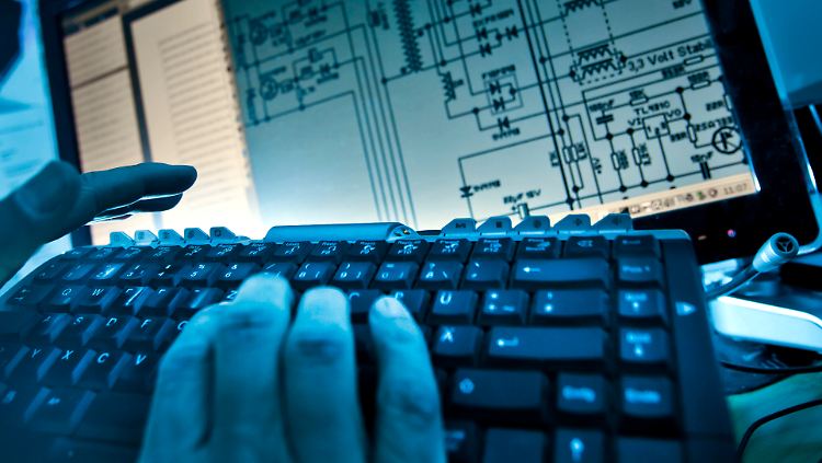 Der BND fürchtet Hacker-Angriffe aus China.