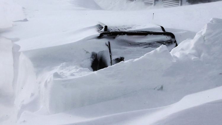 Japan leidet unter heftigen Schneestürmen.