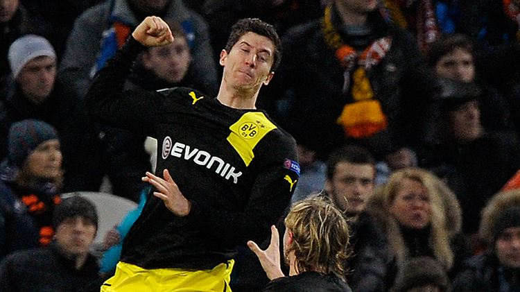 Da hebt er ab: Lewandowskis Robert jubelt im Hinspiel.