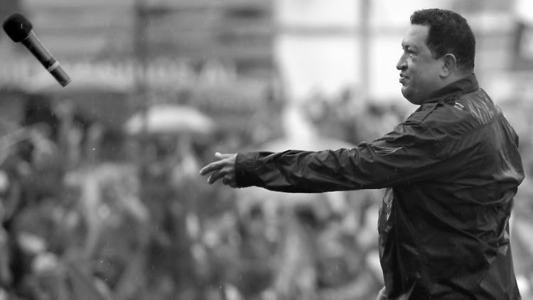Chávez starb nach vier vergeblichen Krebs-Operationen.